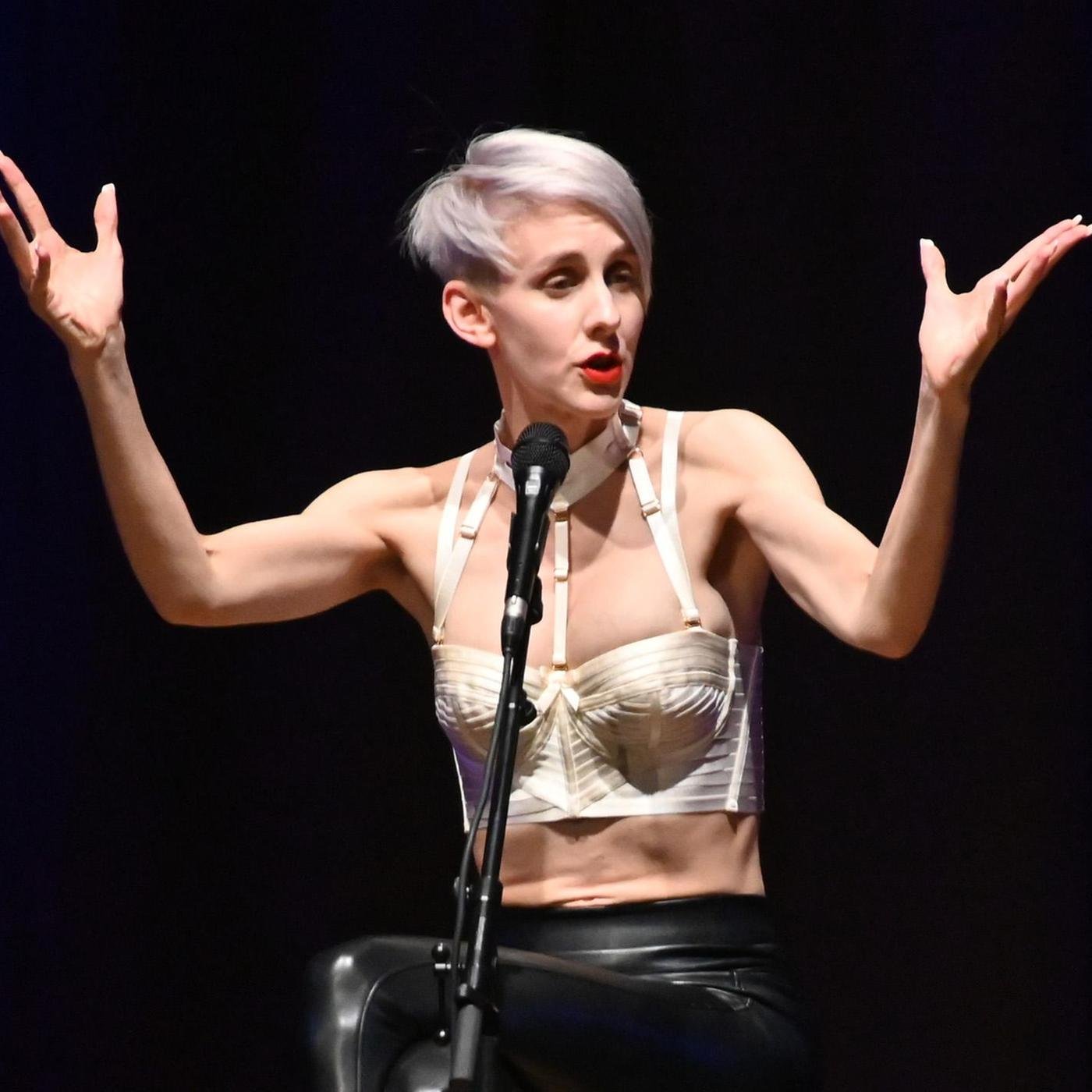 Lisa Eckhart Gewicht