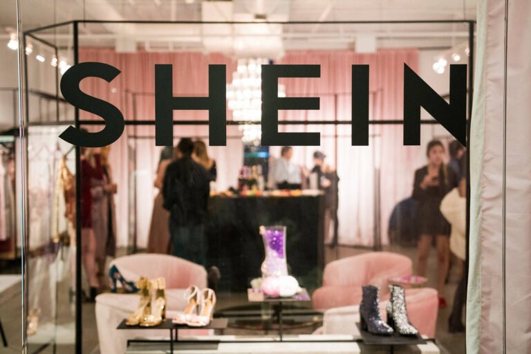 Shein Curve: 10 Die Ultimative Plus-Size-Mode für Stil, Komfort und Selbstbewusstsein Shein Curve
